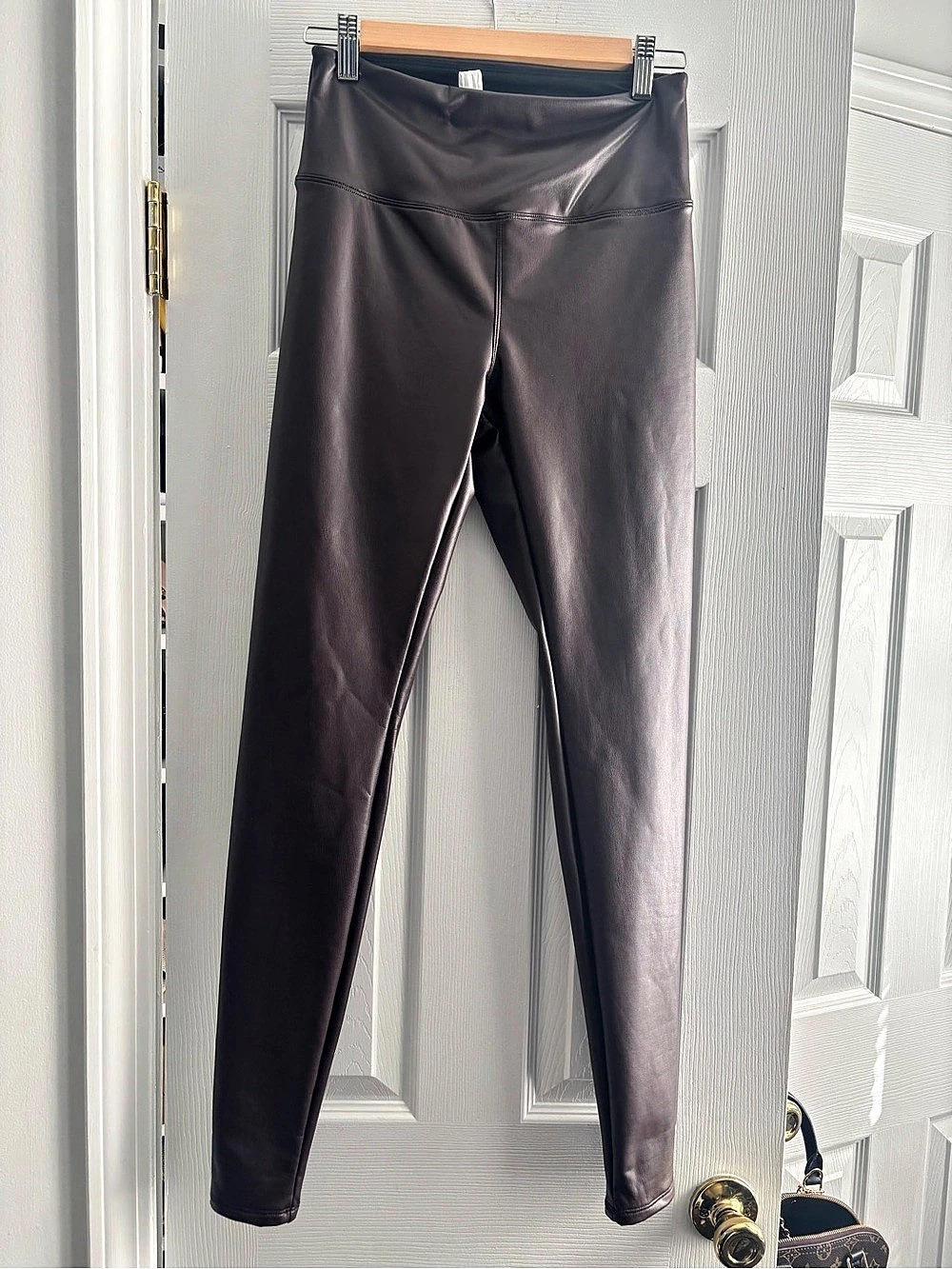 Faux Leather Skinny Leggings in Brown Like New